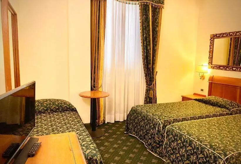 Fotos del hotel Champagne Palace:  13