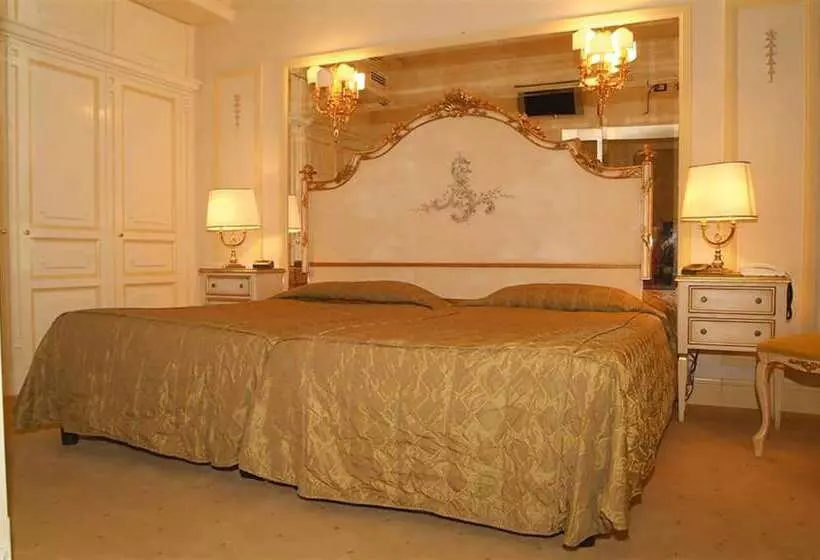 Fotos del hotel Champagne Palace:  10