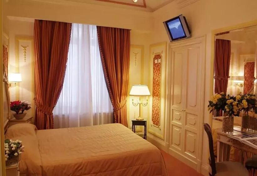 Fotos del hotel Champagne Palace:  15