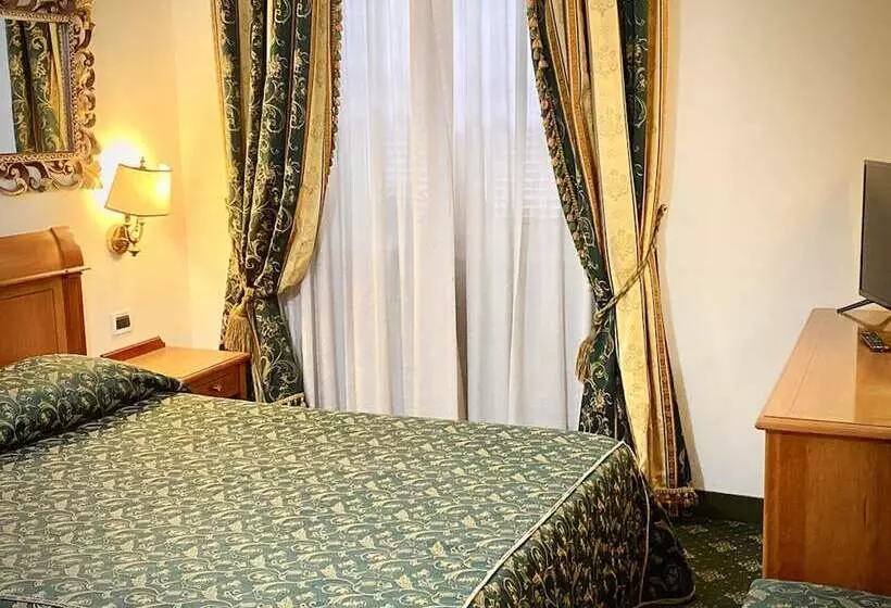 Fotos del hotel Champagne Palace:  14