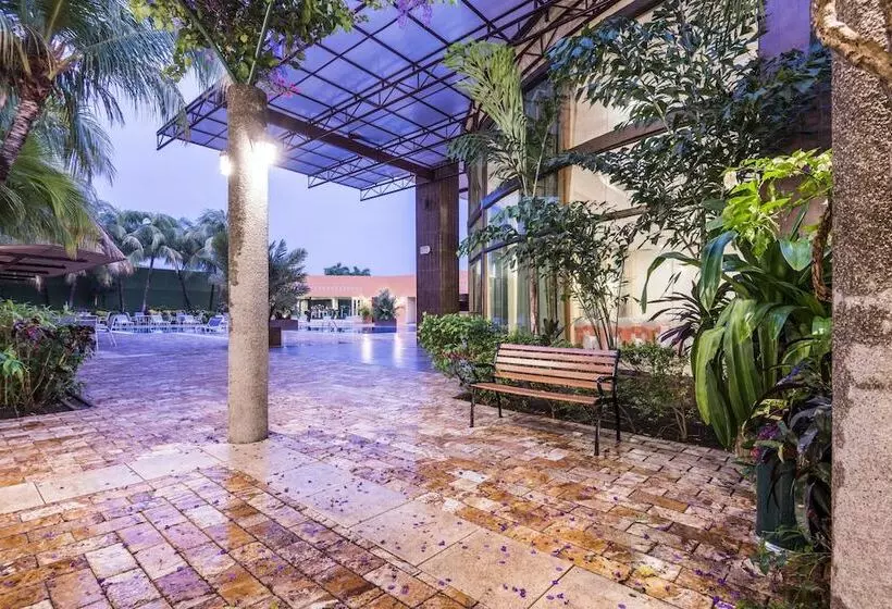 Fotos del hotel Holiday Inn Convention Center, An Ihg:  7