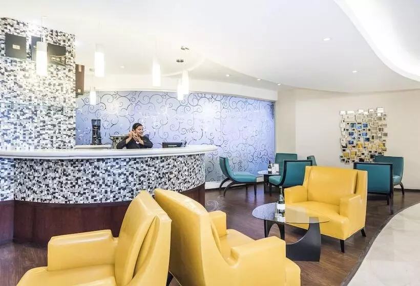 Fotos del hotel Holiday Inn Convention Center, An Ihg:  9