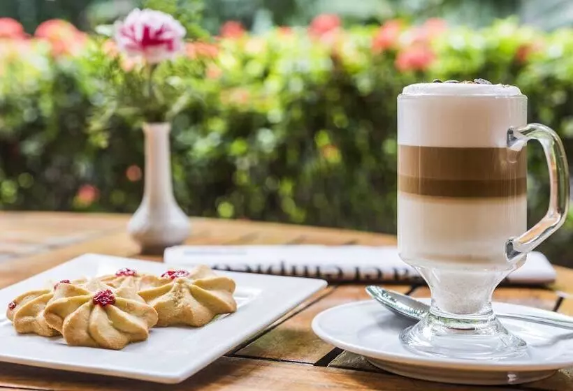 Fotos del hotel Holiday Inn Convention Center, An Ihg:  13