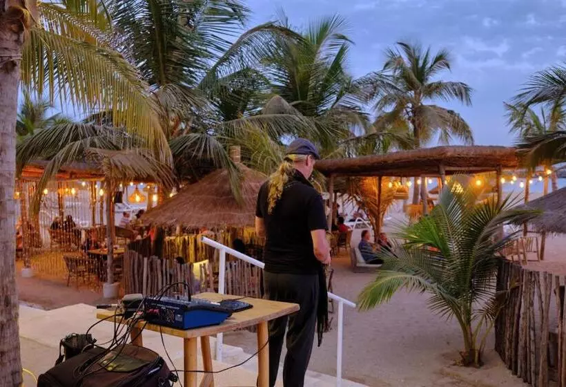 Fotos del hotel Royam:  14