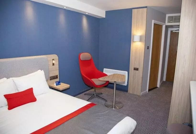 Fotos del hotel Holiday Inn Express Cardiff Bay:  16