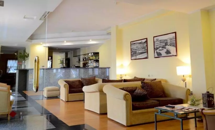 Fotos del hotel Toural:  9