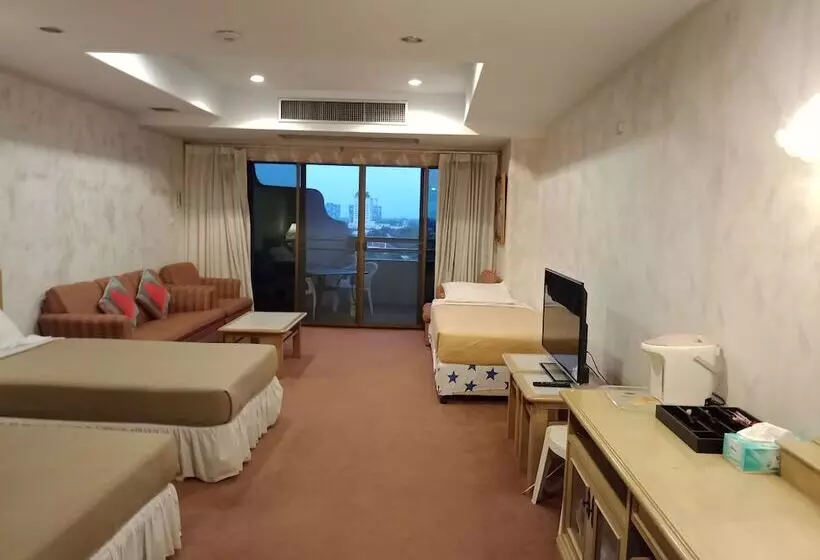 Fotos del hotel Chaam Grand Condotel:  11