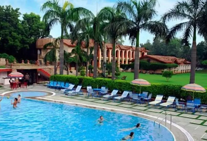 Fotos del hotel Ashok Country Resort:  9