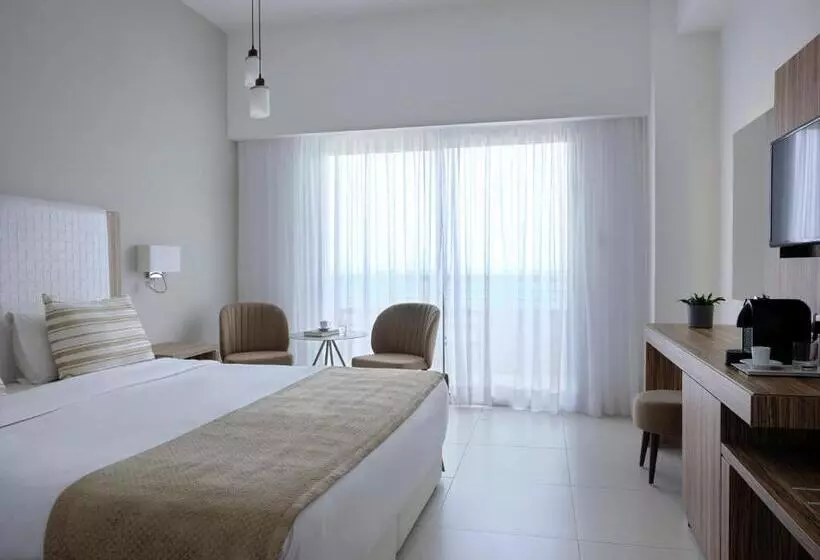 Atlantica Sea Breeze, Adults Only