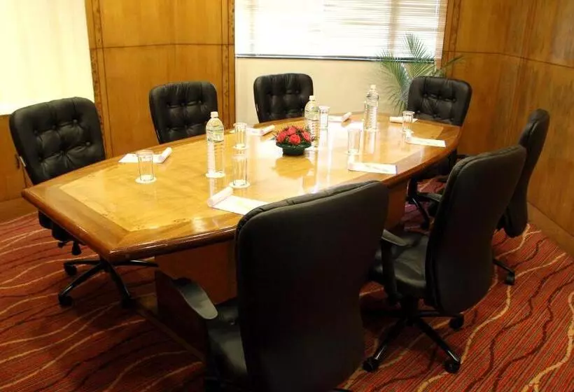 Fotos del hotel Gokulam Park:  17