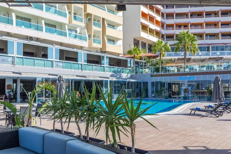 Fotos del hotel Marina  & Suites Kusadasi:  5