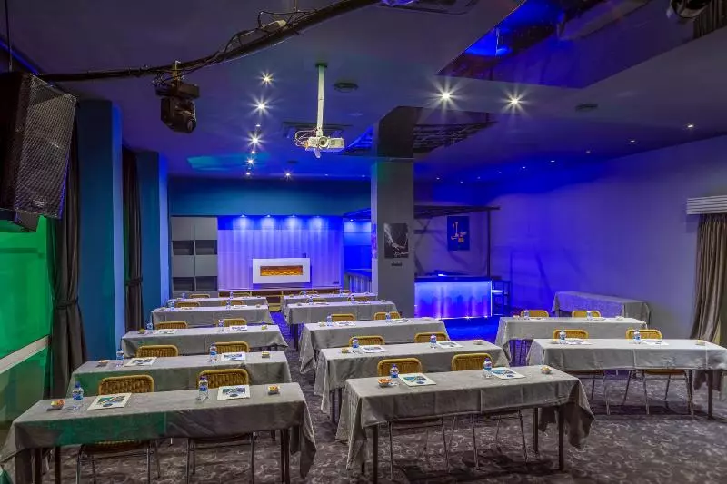 Fotos del hotel Marina  & Suites Kusadasi:  11