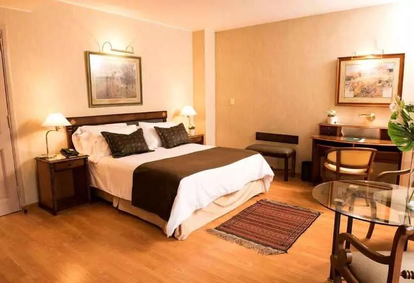 Fotos del hotel Mayflower Suites:  2