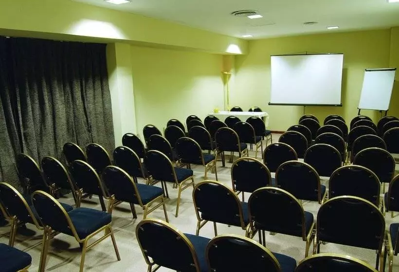 Fotos del hotel Mayflower Suites:  9