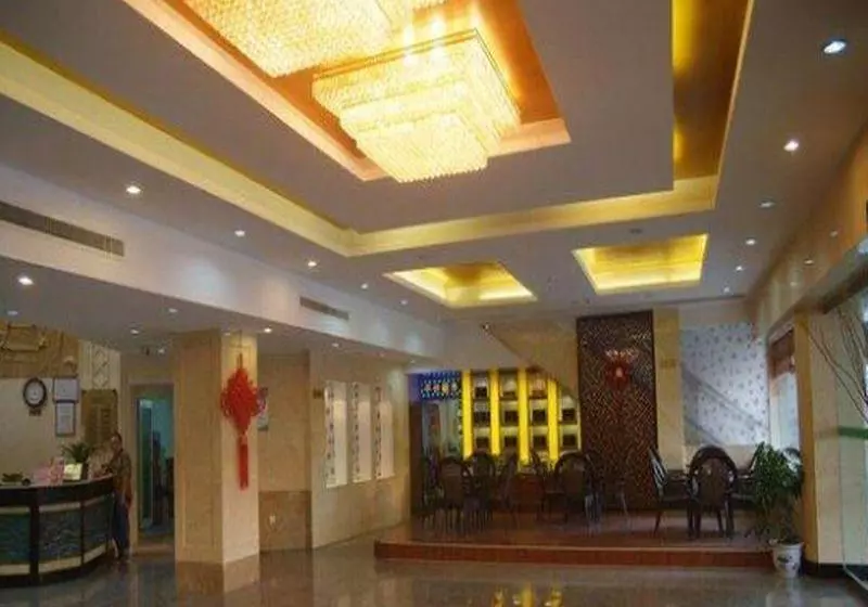 Fotos del hotel New Plaza:  3