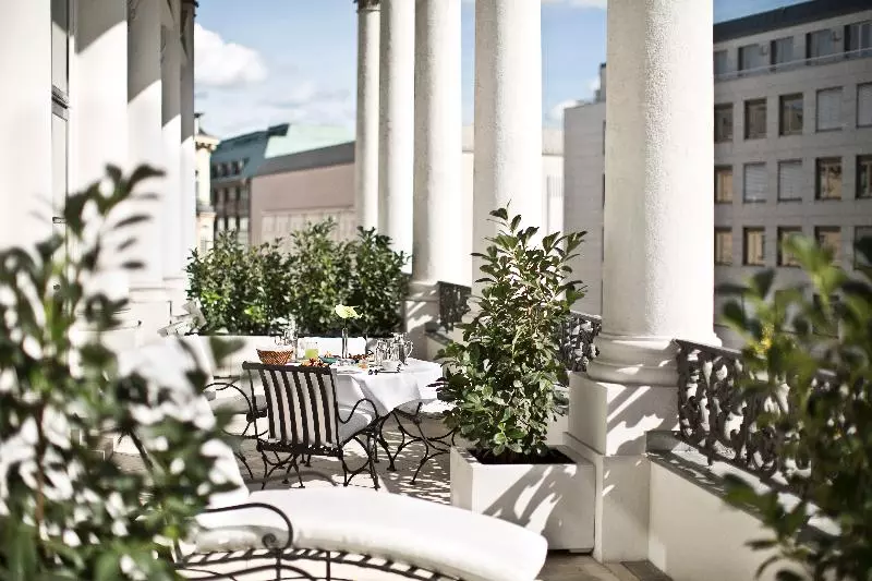 Fotos del hotel Palais Coburg Hotel Residenz:  13