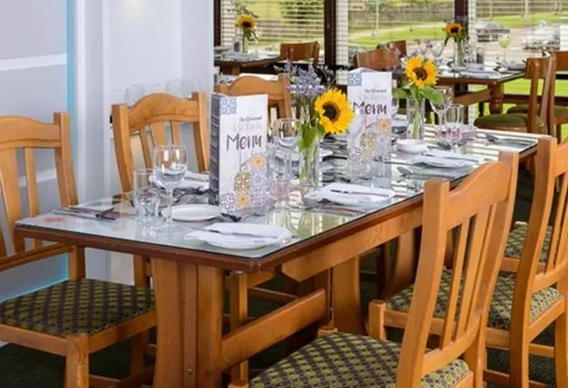 Fotos del hotel The Gleneagle  & Apartments:  10