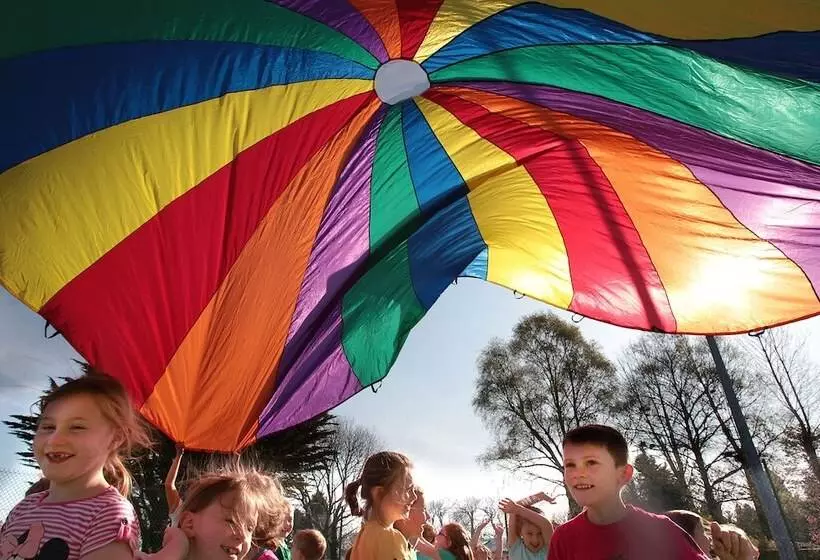 Fotos del hotel The Gleneagle  & Apartments:  4