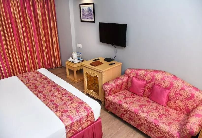 Fotos del hotel Golden Parkk:  23