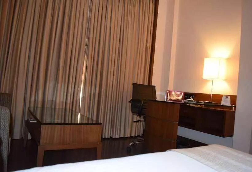 Fotos del hotel The Bristol:  23