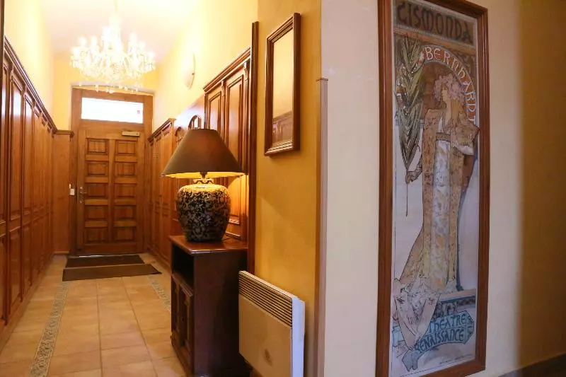 Fotos del hotel City Crown:  9