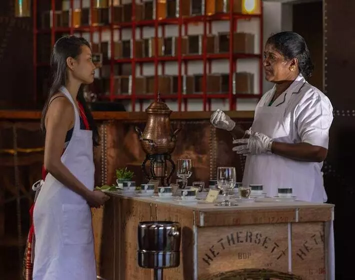 Fotos del hotel Heritance Tea Factory:  12