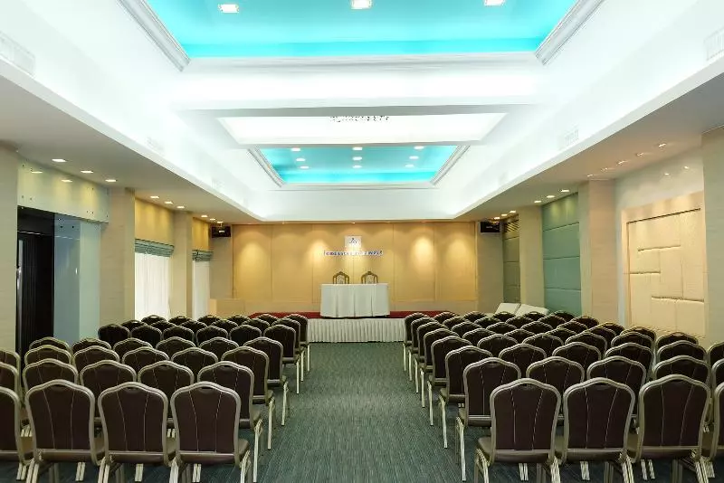 Fotos del hotel The Chaam Methavalai:  6