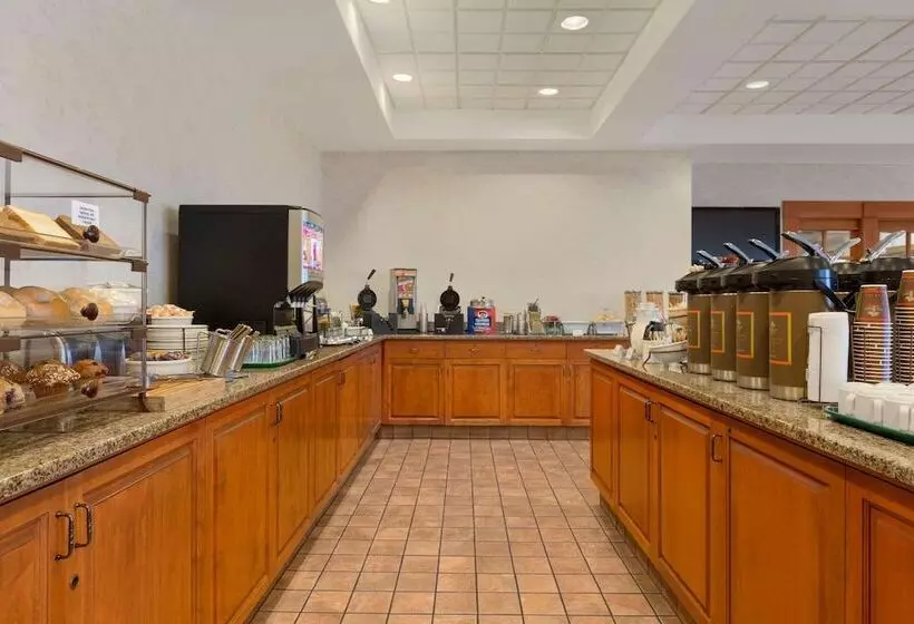 Fotos del hotel Country Inn & Suites By Radisson, Calgaryairport, Ab:  13