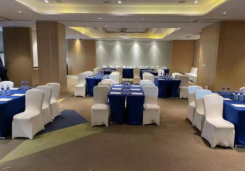 Fotos del hotel Holiday Inn Express Shanghai Zhenping, An Ihg:  23