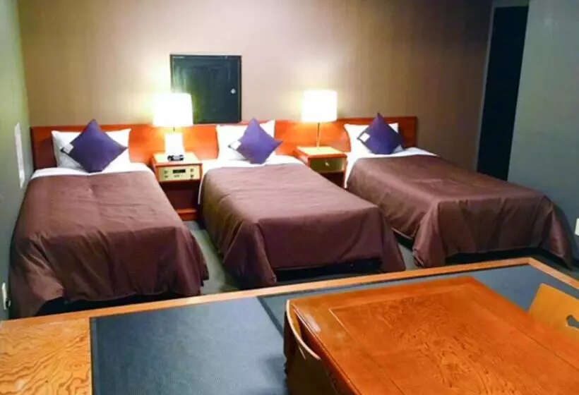 Fotos del hotel Livemax Yokohamatsurumi:  12