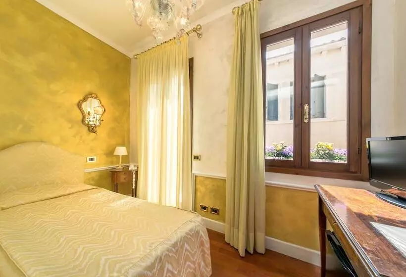 Fotos del hotel Pantalon:  22