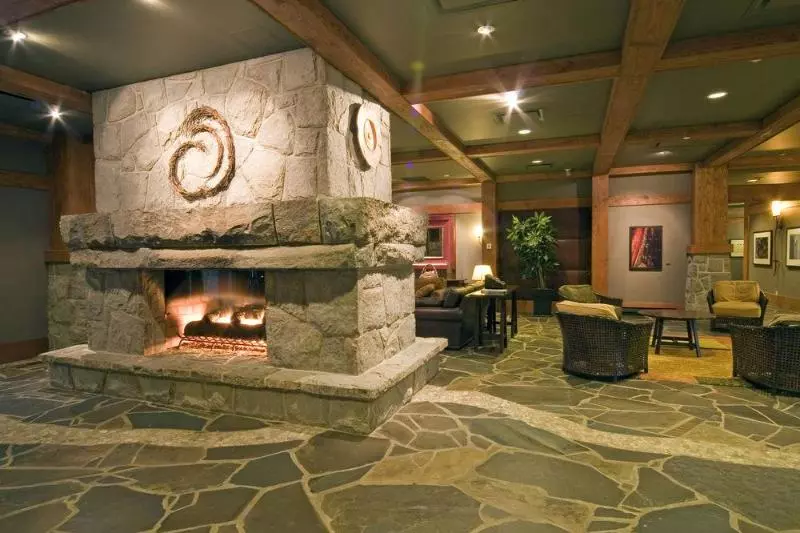 Fotos del hotel First Tracks Lodge:  4