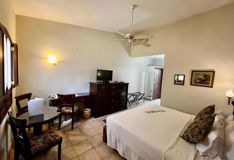 Fotos del hotel Hacienda Los Laureles:  12