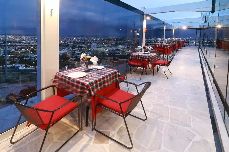 Fotos del hotel Holiday Inn Queretaro Zona Diamante, An Ihg:  7