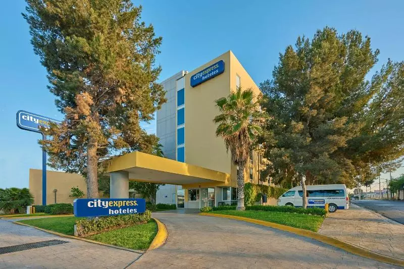 Fotos del hotel City Express Saltillo Norte:  16
