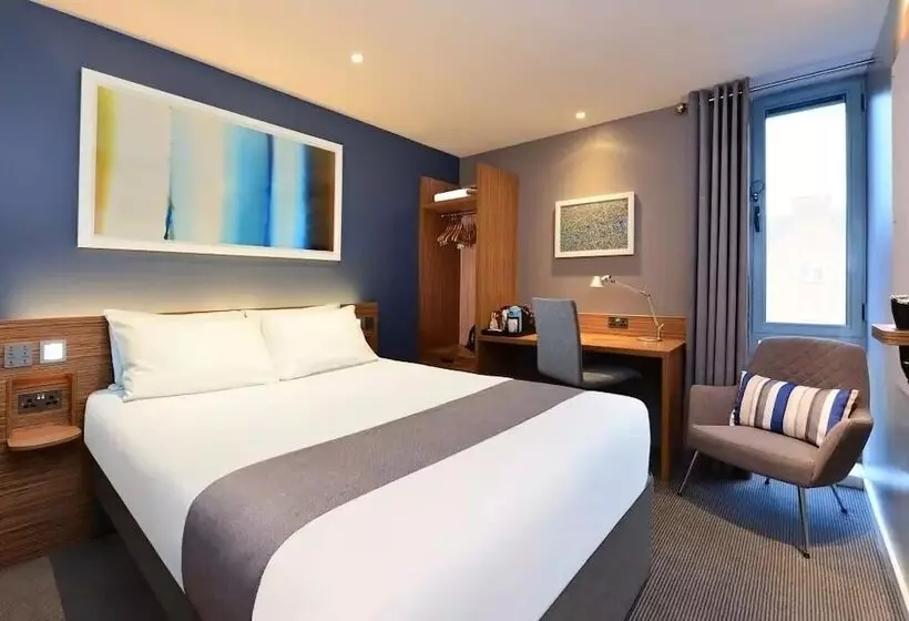 Fotos del hotel Travelodge London Docklands:  11