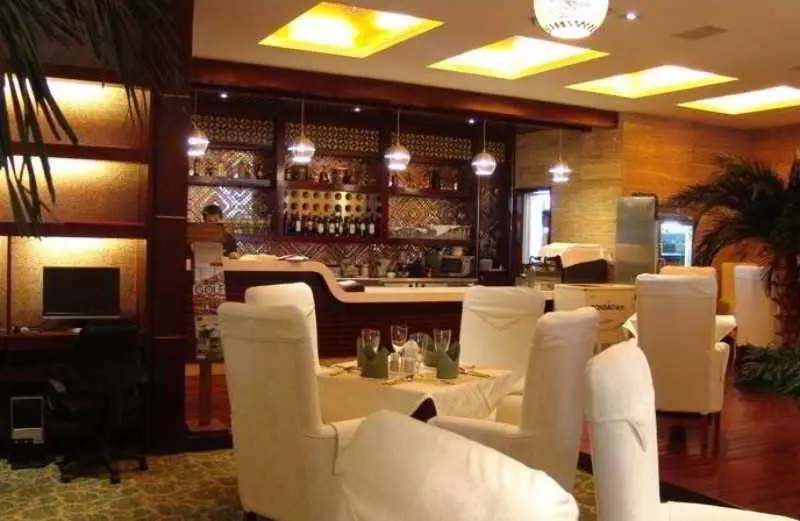 Fotos del hotel Kunming Golden Spring:  3