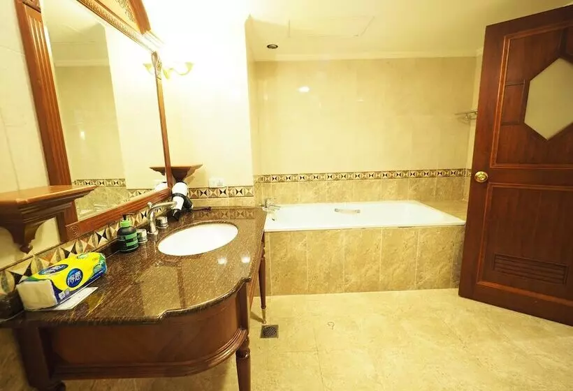 Fotos del hotel Capital Family:  14