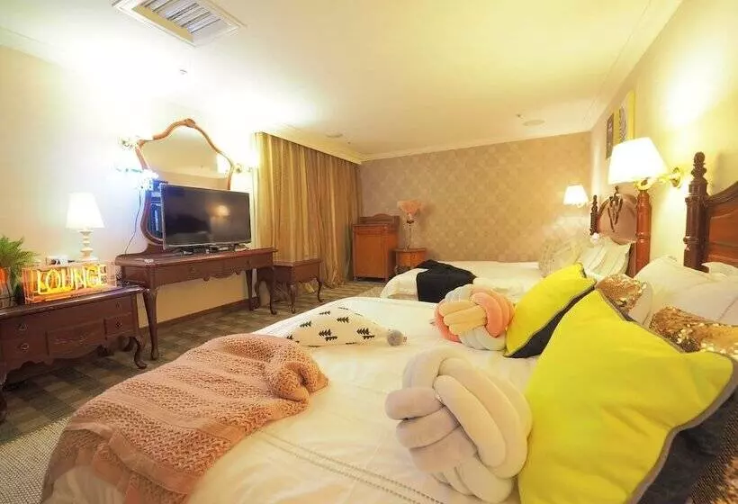 Fotos del hotel Capital Family:  5