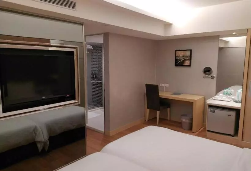 Fotos del hotel Delton:  18