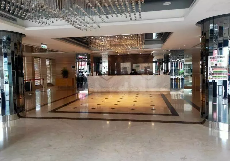 Fotos del hotel Delton:  4