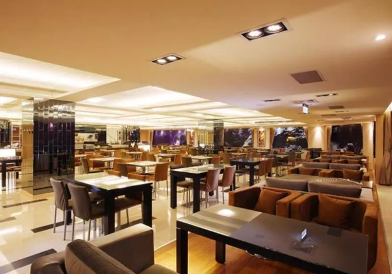 Fotos del hotel Delton:  5