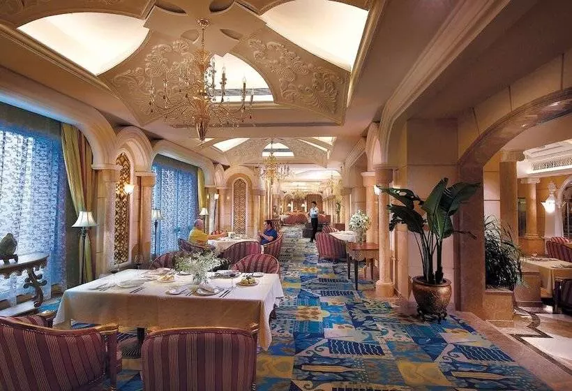 Fotos del hotel Regal Palace:  21