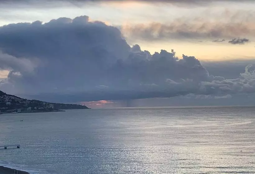 Fotos del hotel Hôtel West End Promenade:  8