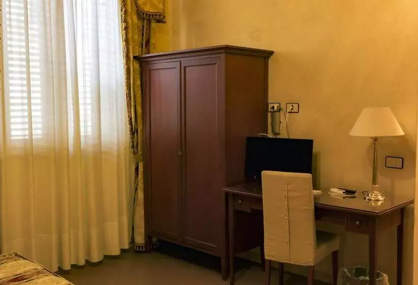 Fotos del hotel Joli:  23