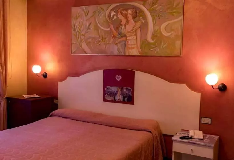 Fotos del hotel Joli:  19