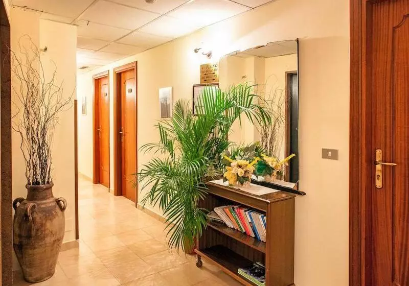 Fotos del hotel Hotel Amalfi:  2