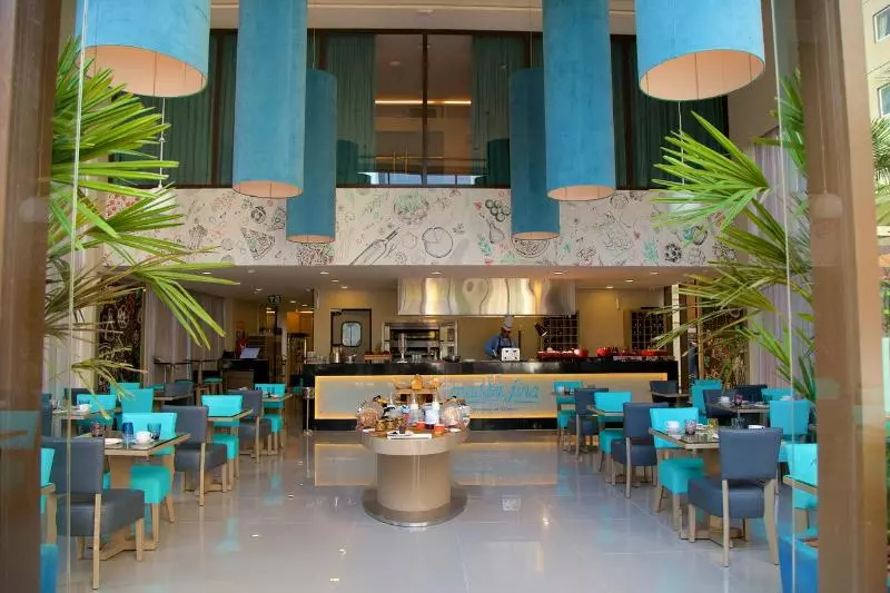 Fotos del hotel Vila Galé Paulista:  4