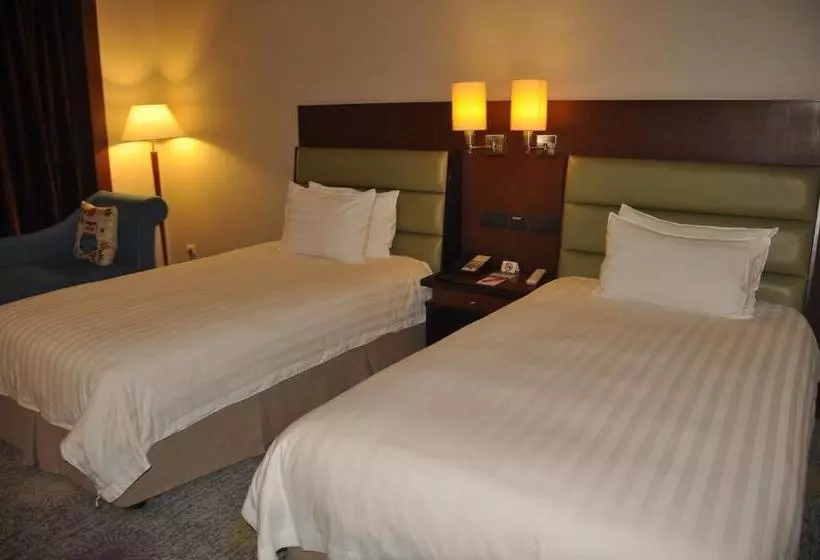 Fotos del hotel Ramada Plaza Pudong Shanghai:  2