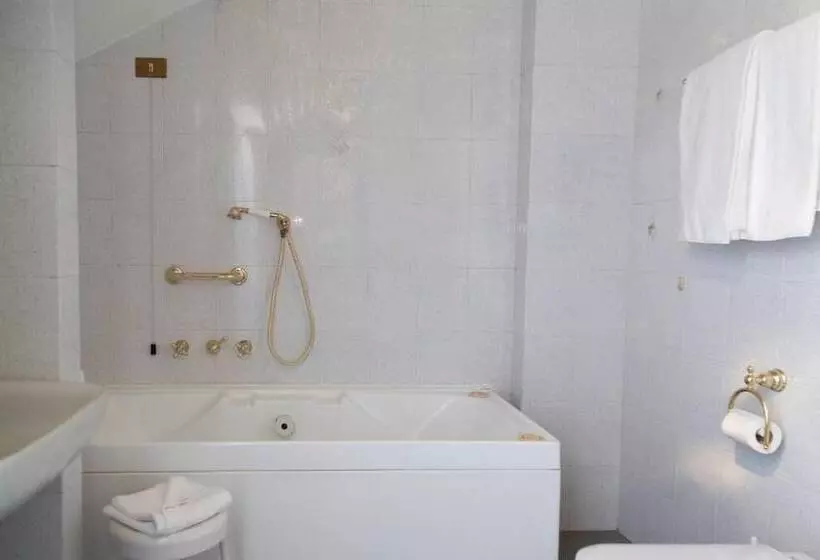 Fotos del hotel Ih S Milano Bocconi:  15